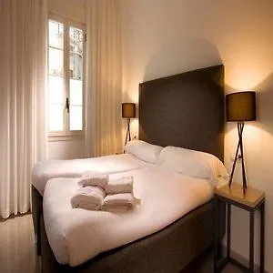 *** Aparthotel Suites Del Pintor Malaga Spain