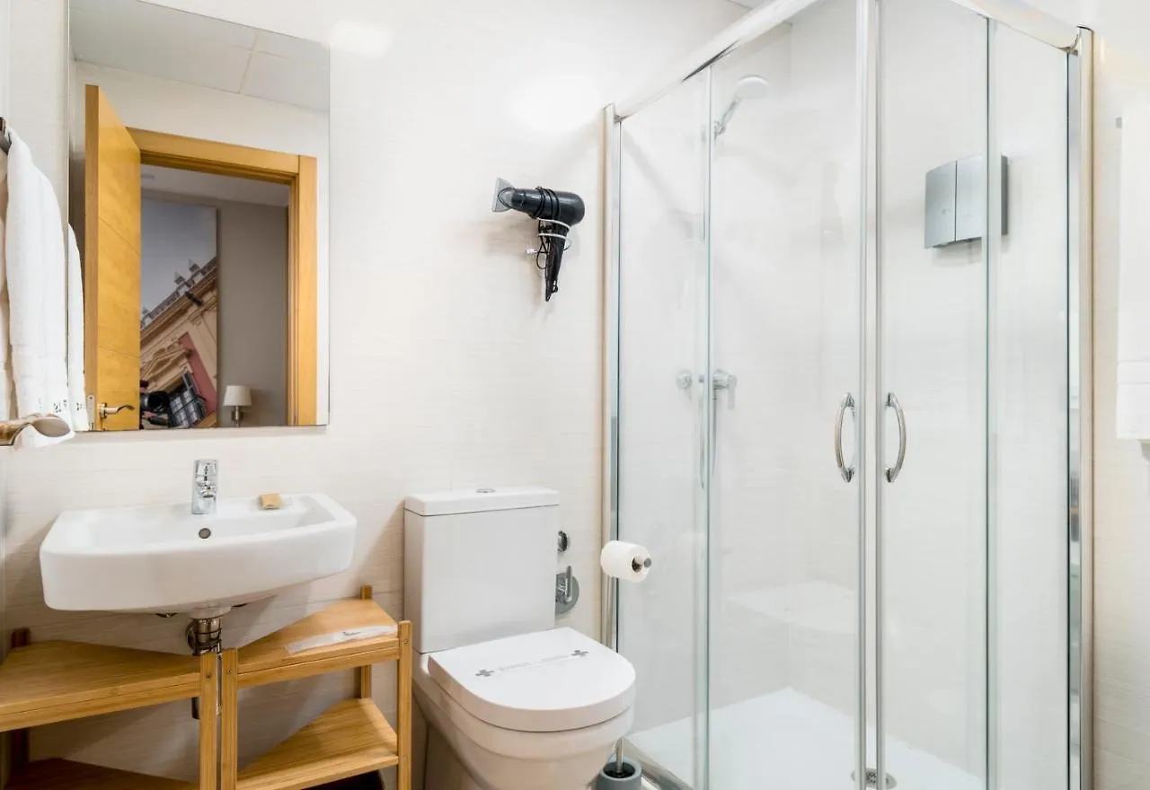 *** Aparthotel Suites Del Pintor Malaga Spain