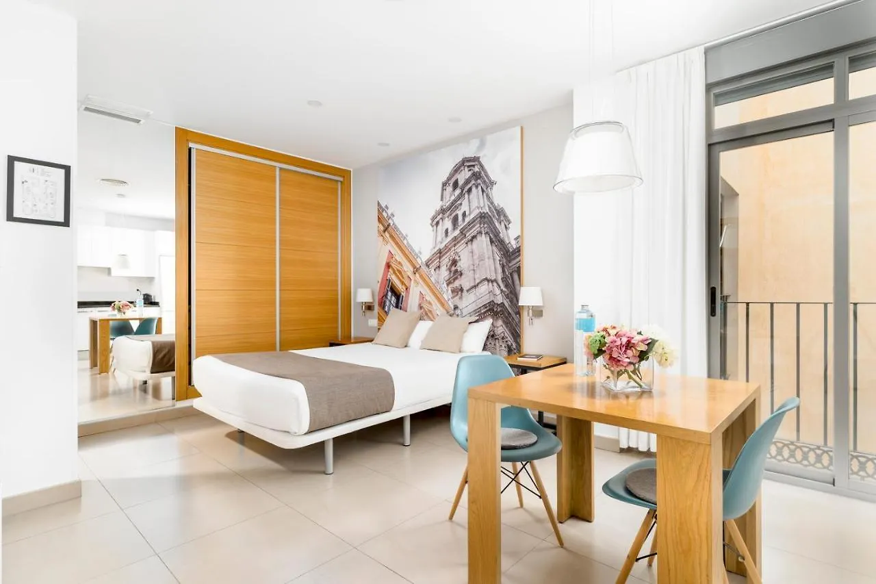 Suites Del Pintor Malaga Aparthotel